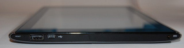 Acer Iconia A500 Right Side