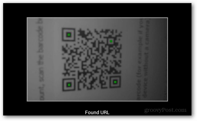 scanning qr code