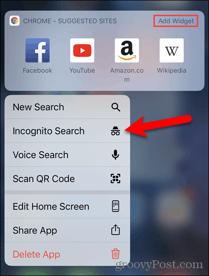 Нажмите и удерживайте значок Chrome и выберите поиск в режиме инкогнито.
