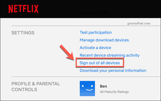 Выйдите из всех устройств Netflix на странице настроек учетной записи Netflix.