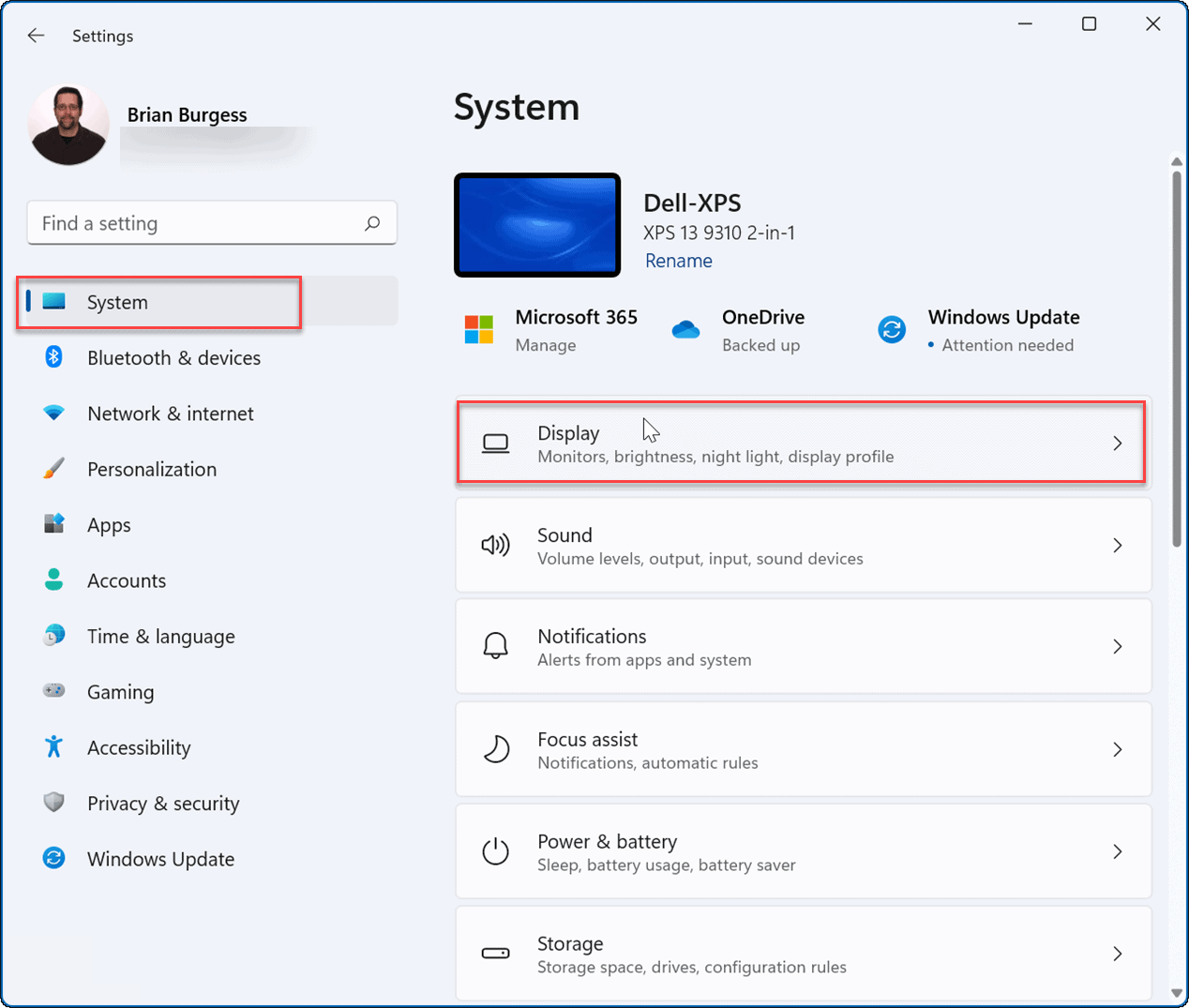 change the refresh rate in windows 11