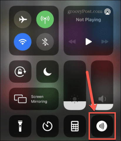 iphone nfc tag reader in control center