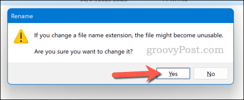 Confirming the renaming of a file extension in PowerPoint